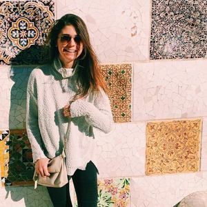 Meet your Posher, Julia